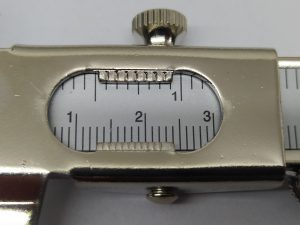 (CJ-5067B)Calibre metálico